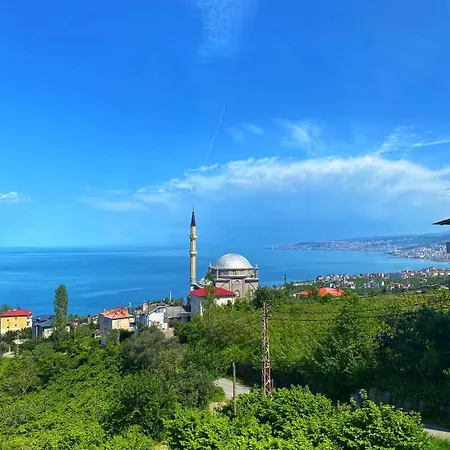 Deniz Ve Doga Manzarali Huzurun Tek Adresi 9 Yatakli- 4 Yatak Odali-3 Banyolu-3 Klimali Villa Gokcebel (Trabzon)